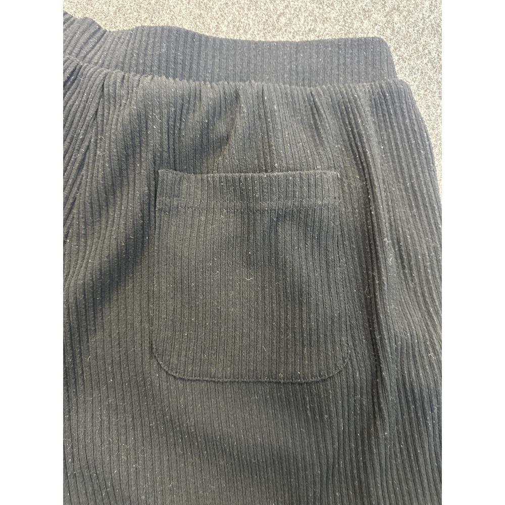 Alo Yoga Muse Ribbed Shorts Knit Black Large Workout Athletic Lounge Gym *Flawed - Picture 15 of 16